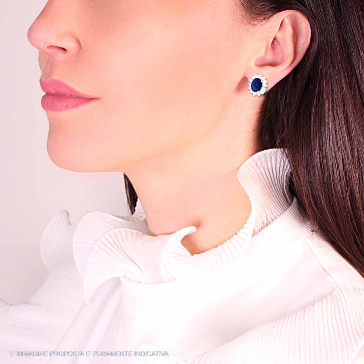 Orecchini Clip Ovale Blu Zaffiro contornato da Cubic Zirconia Bianchi in ARGENTO 925 Galvanica Rodio